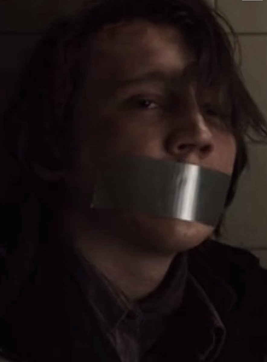 kalli3vii's tweet image. why is he so. i need to ██ while he ████ before ██ in order to position him to ██████ and ███ before ██