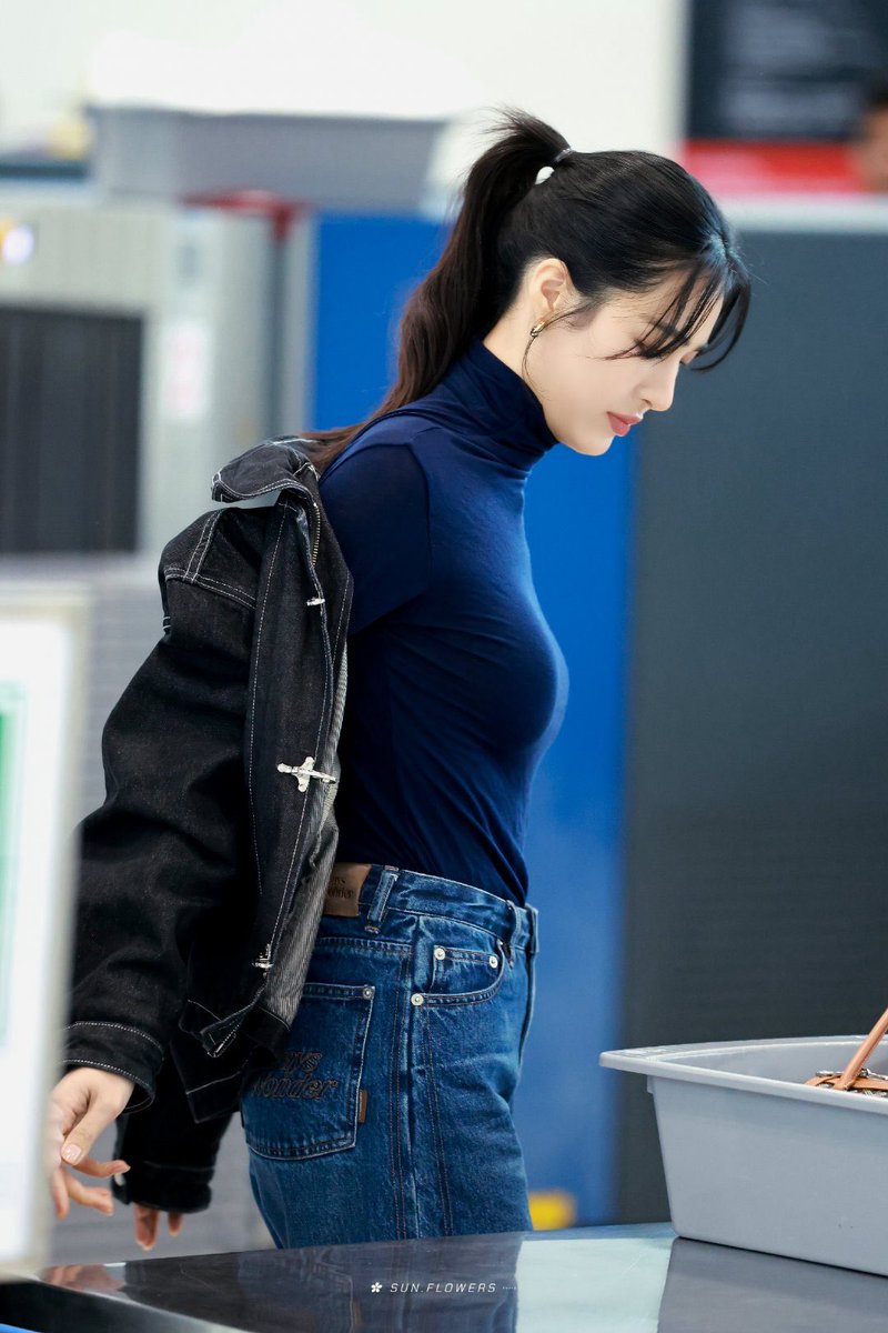 Hey 🫠🫠

#หลิงหลิงคอง #linglingkwong