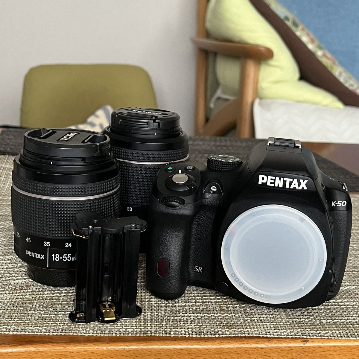ショット数1800枚ほどの「かわいそうな」PENTAX K-50 ダブルズーム
