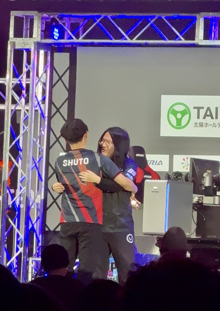 yunyuuuuun_v's tweet image. シュートとレシャー🥲