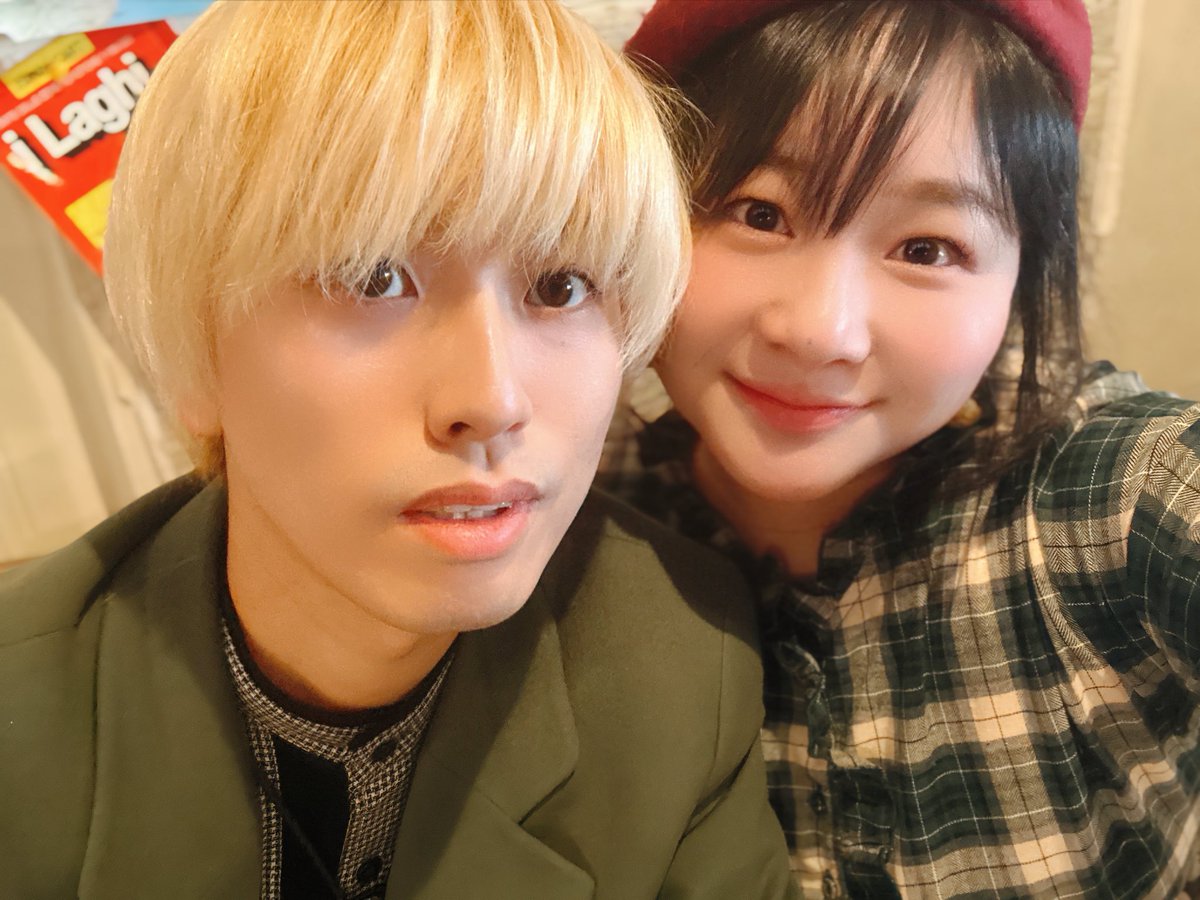 ロワ様と✨
今日は、ひっそりと始めた音楽×演劇ユニット「月とノクターン」のSecret Liveでした🎹

先日の舞台もそうだけど、私たちだからこそ出来るスタイルのLiveになって、すごく新鮮で楽しかった🥰

#デニーロへようこそ エンディング曲「≠like」もセルフカバーで歌いました💓