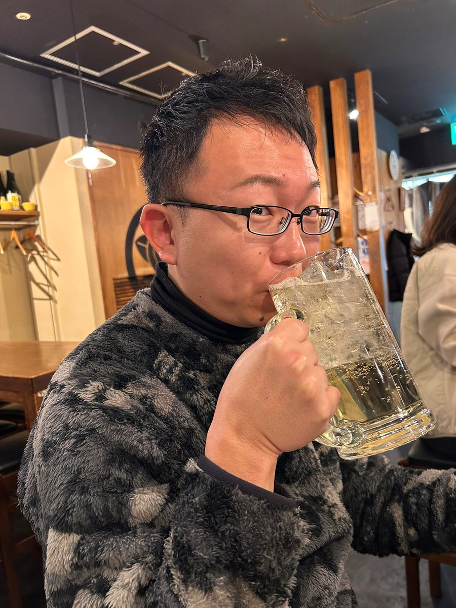utauminaton's tweet image. 1週間ぶり！
タクくん@T_5211994 と飲みスタート！！