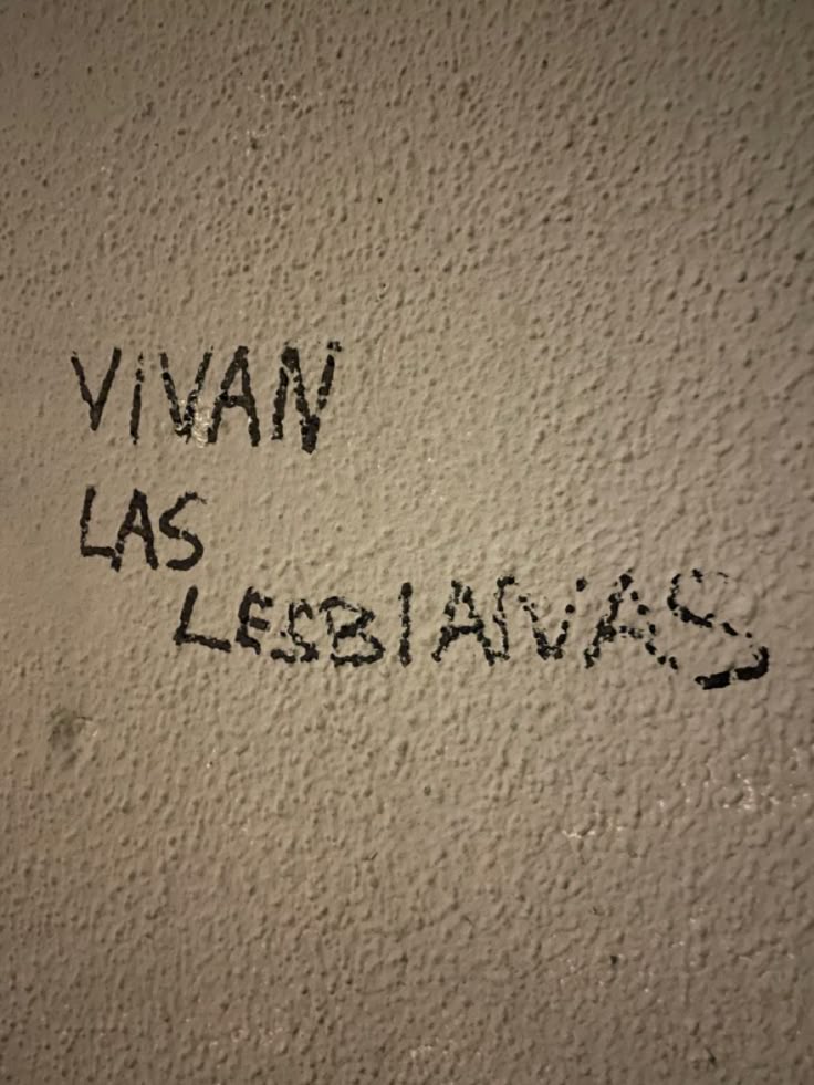 ִ (@annyqueen161) on Twitter photo 