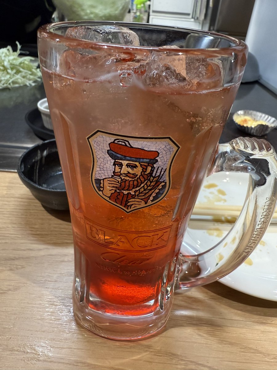 カープハイボールなるものを飲んでる
グビグビ飲める味 