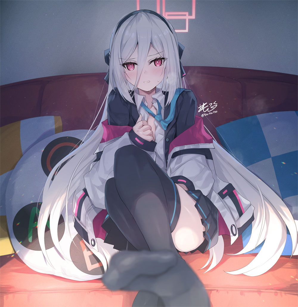 ケイちゃんは制服しっかり着ててえらいよね絵✍️
#ブルアカ 