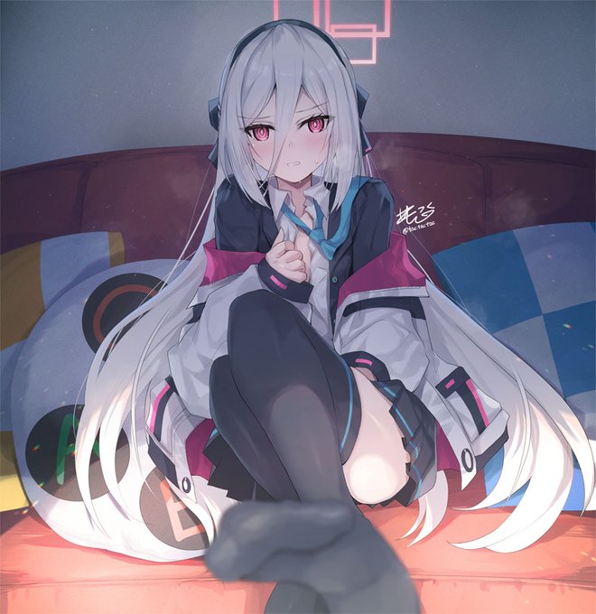 ケイちゃんは制服しっかり着ててえらいよね絵 #ブルアカ