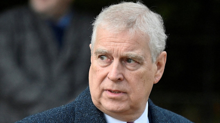 jacksonhinklle's tweet image. 🚨🇬🇧 BREAKING: Prince Andrew is implicated in killing a girl, as alleged in the Epstein files.
