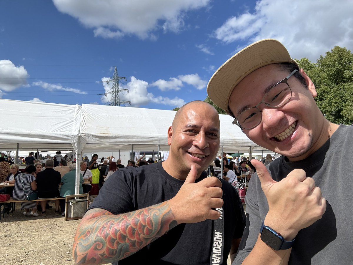 อยู่ที่ไหนก็ไม่สนุกเหมือนอยู่ที่บ้าน 😎

#เชียงใหม่ #ลำพูน #กำแพงเพชร #เยอรมัน #วัยรุ่นเยอรมัน