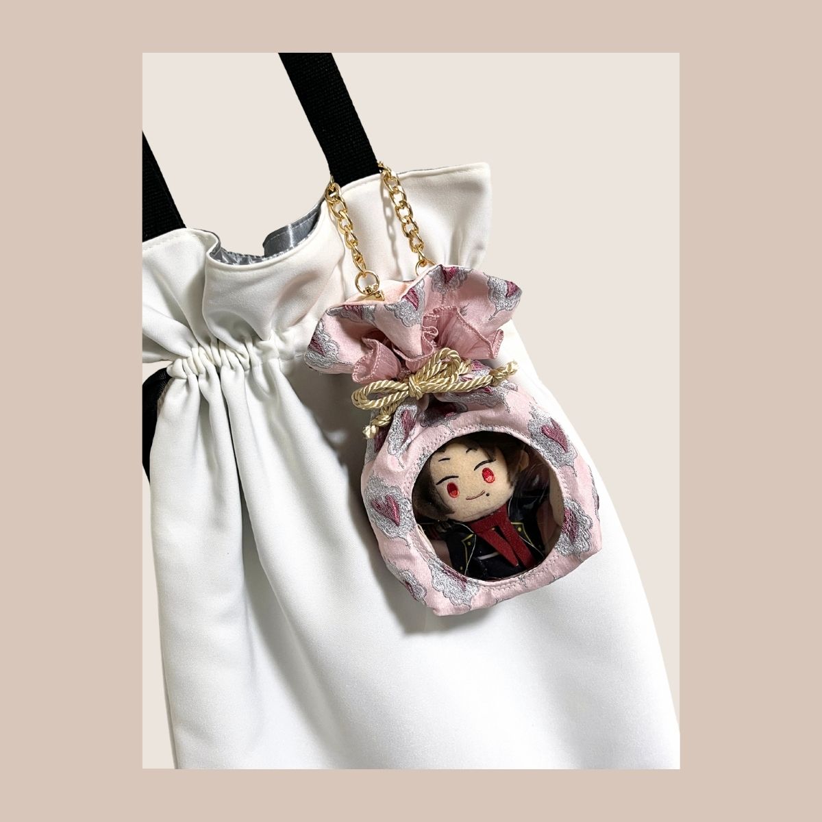 withぬい巾着 SサイズとSWサイズは付属のチェーンでバッグチャームにも