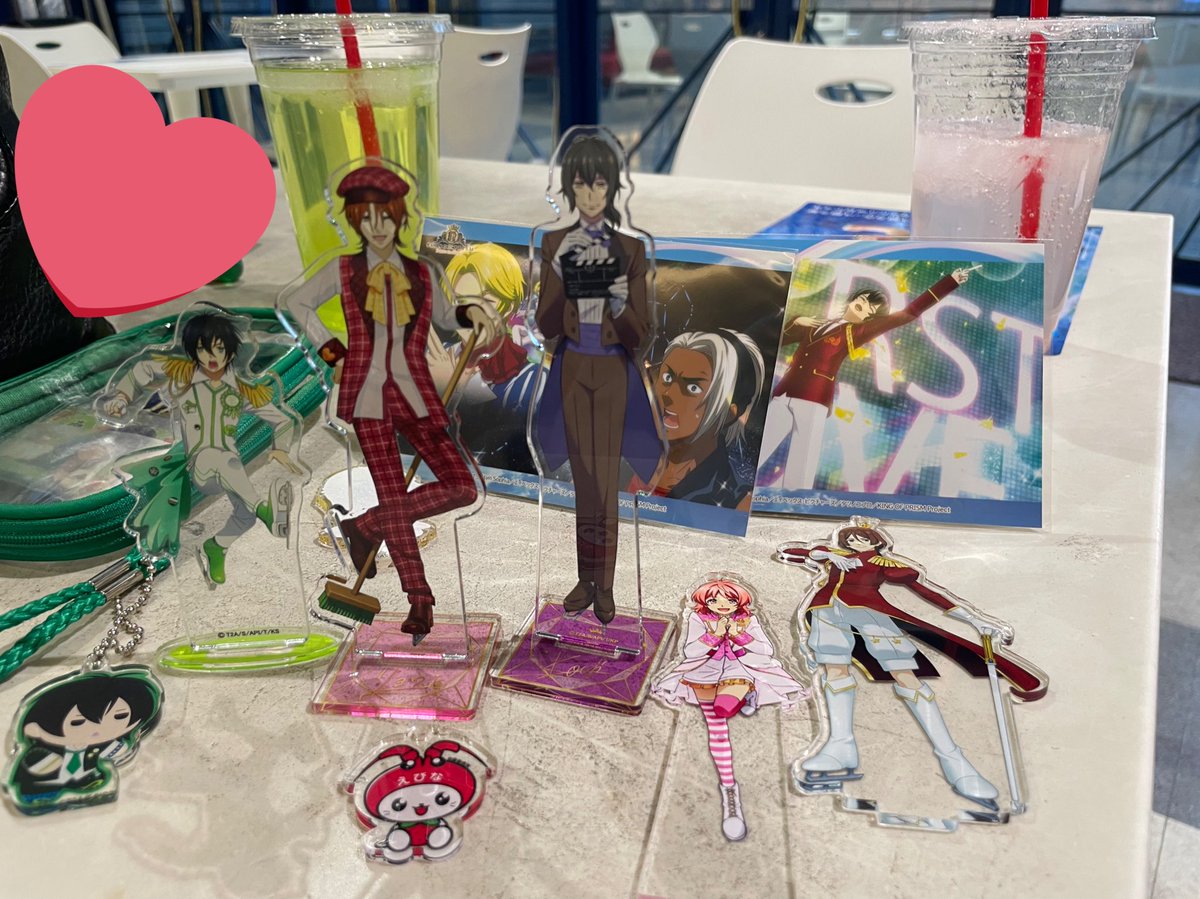 門限でツア観れないから持ってるものでプリズム上映ごっこする人達