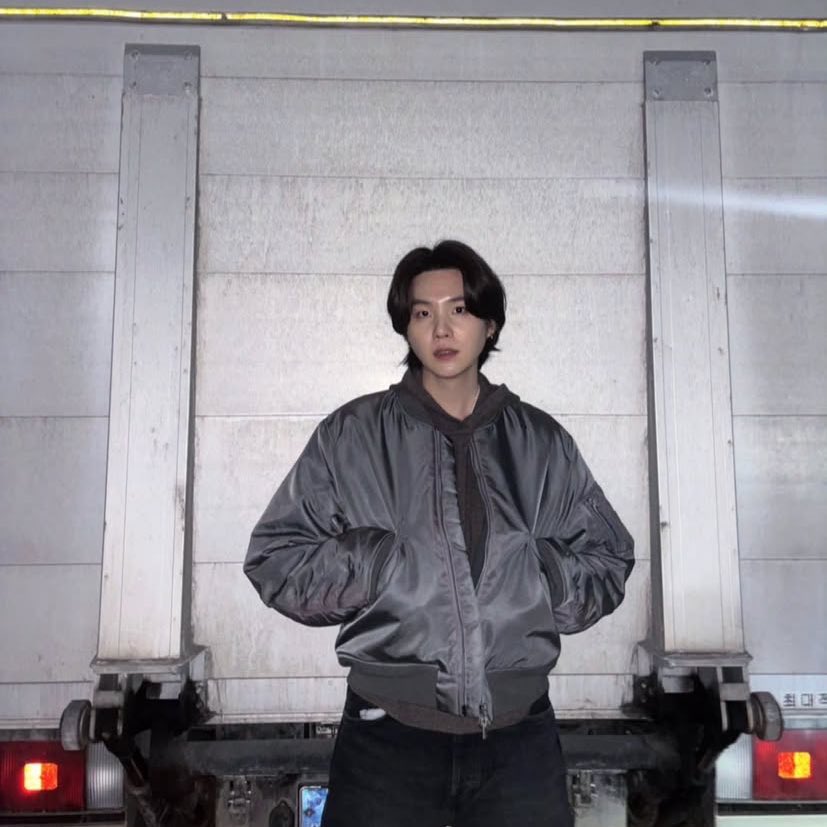 mygrchive's tweet image. MIN YOONGI ON INSTAGRAM HELLO HANDSOME???$:$:&amp;amp;3&amp;amp;3&amp;amp;:!!