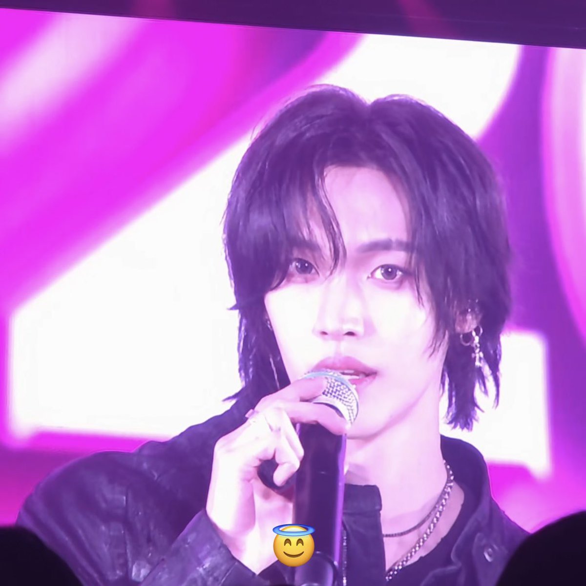 holymoly_bin's tweet image. 아니 흑발 뭐야