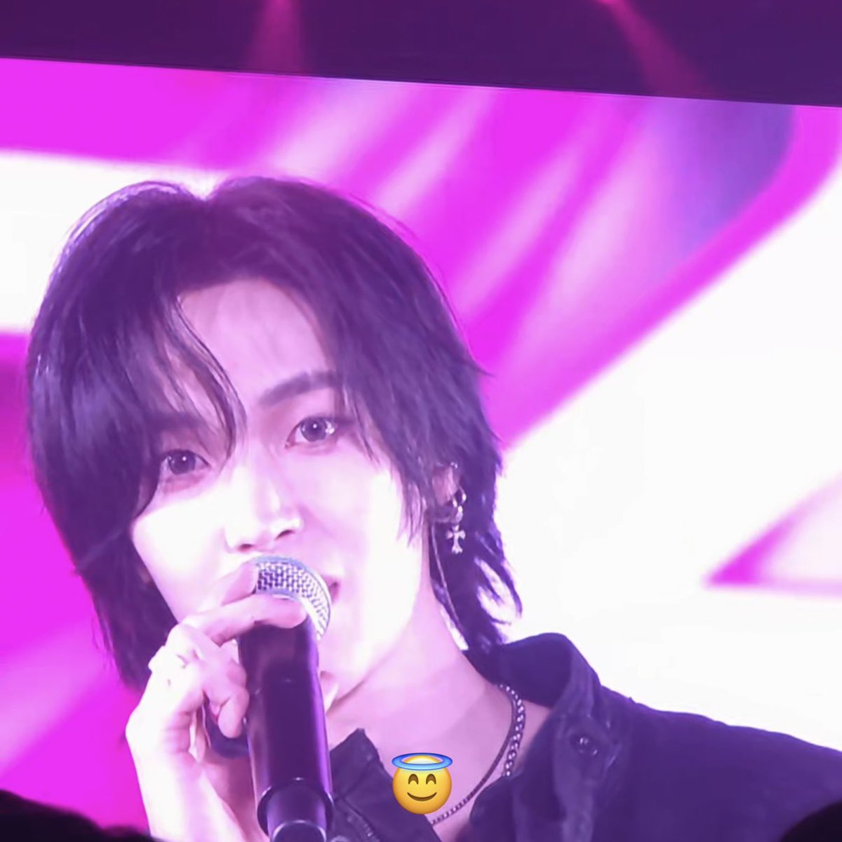 holymoly_bin's tweet image. 아니 흑발 뭐야