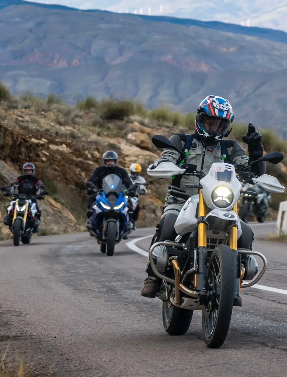 jedlenka tweet media