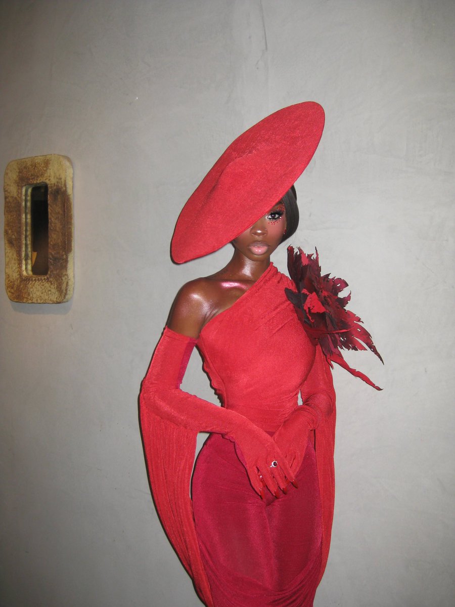 paintedbyesthr's tweet image. Dirty Serve😍 for featuring Red metallic blush &amp;amp; crystlised ear realness on Olandria for Robert wun by me