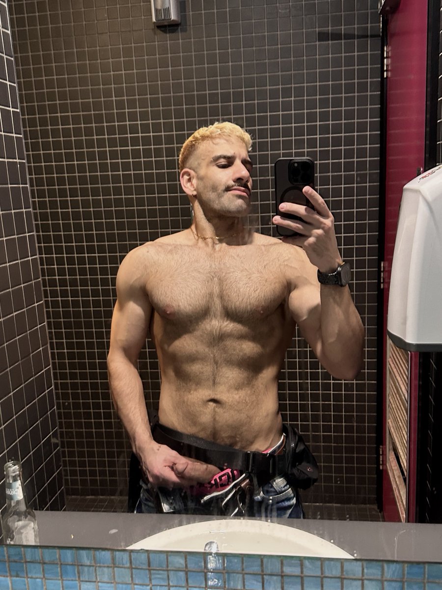 Jack Hoffman (@alt_ego23) on Twitter photo 