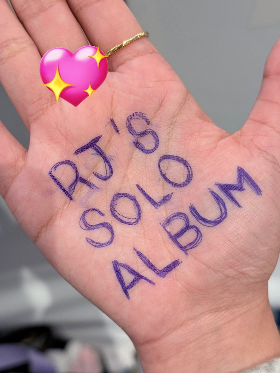 260129 kms fansign shanghai

ขอทวิตเลยตื่นเต้นอะทุกคน😭😭😭😭 นี่เขียนใส่มือว่า RJ’S SOLO ALBUM อินจุนก้บอกว่าโอ้ะ coming soon นี่ก้กี้ดดดจิงมั้ยๆๆ มีแพลนหรอ ฮีพยักหน้า 😭😭😭😭🙏🏻🙏🏻🙏🏻🙏🏻

#RENJUN #런쥔