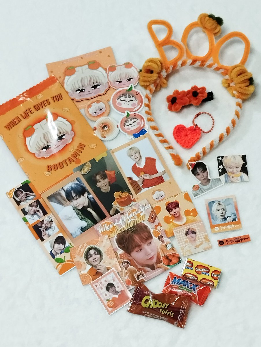 ujihanboos's tweet photo. received so much freebies! tysm @89_avenue, @lavenderCiao, @wonhanseung2hao, @seeyoonz_, @Tinycrokies, @iitreasureuu, @JihyoGelly, @mbwharem_13, @96zcart1 &amp; @grasyang3_3, @coupsisluv, @_bellachu, @gameboiwonuuuu and other carats for such pretty things! https://t.co/NdJ9CAnqHU