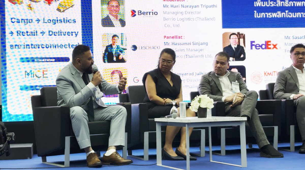 LogiNext tweet media