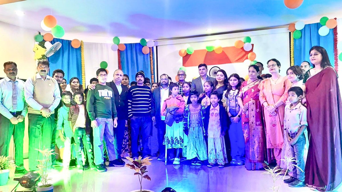 🇮🇳229 Bn CRPF under able guidance of Sh. Brajesh Kumar Singh, Comdt proudly hoisted the National Flag and celebrated Republic day with Jawans at Bijapur C.G. #Republicday #Republicday2026🇮🇳