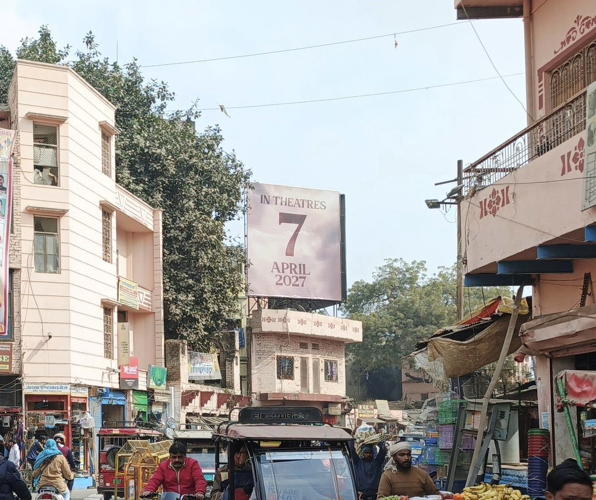 taran_adarsh's tweet photo. #BreakingNews... SS RAJAMOULI'S MUCH-AWAITED BIGGIE 'VARANASI' TO RELEASE ON 7 APRIL 2027?... There's tremendous speculation that master storyteller #SSRajamouli's much-awaited biggie #Varanasi is gearing up for a worldwide release on [Wednesday] 7 April 2027.

Hoardings have surfaced across #Varanasi city, further fuelling the buzz and multiplying the speculation manifold... An OFFICIAL ANNOUNCEMENT is expected TONIGHT [fingers crossed].

Now to the most important question: Why has #SSRajamouli chosen 7 April 2027?... Here's the answer...
⭐️ [Wednesday] 7 April: #Ugadi
⭐️ [Wednesday] 7 April: #GudiPadwa
⭐️ [Wednesday] 14 April: #AmbedkarJayanti
⭐️ [Thursday] 15 April: #RamNavami

#Varanasi stars #MaheshBabu, #PriyankaChopraJonas, and #PrithvirajSukumaran.
