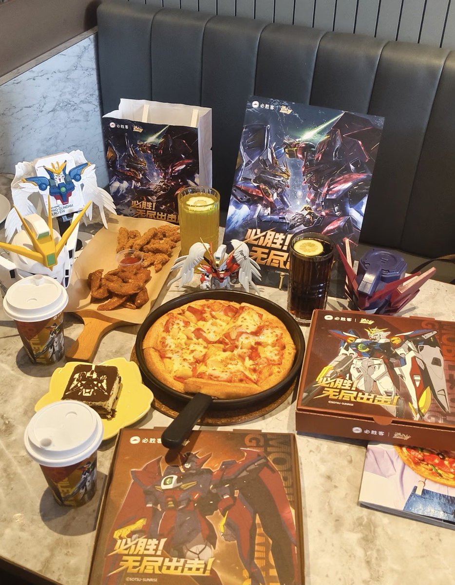 ガンダムW ガンダムシリーズでも人気の作品ですが、今年で30周年だ