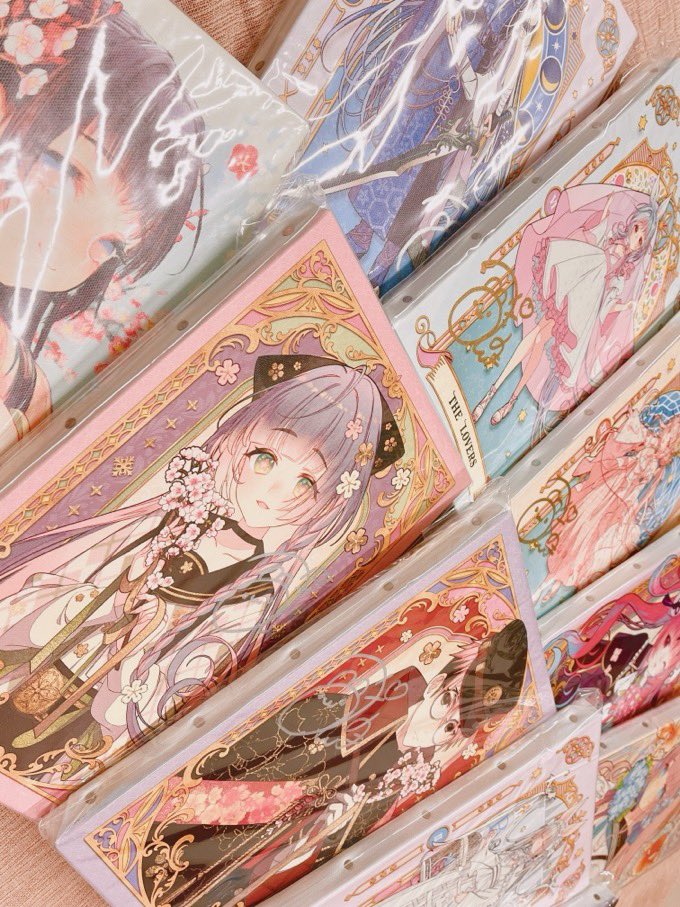 【お知らせ✎】
2月3日からローソン・ミニストップ様と『純喫茶うさぎ』のプリントコラボをさせていただくことになりました🙌(※詳細は後日)

コラボ記念に特別に個展にて販売したキャンバス作品やグッズ、ぬいぐるみや他オリジナル作品をBOOTHにて期間限定販売します!#kamuicaferabbit

🔽詳細リプ🔽 