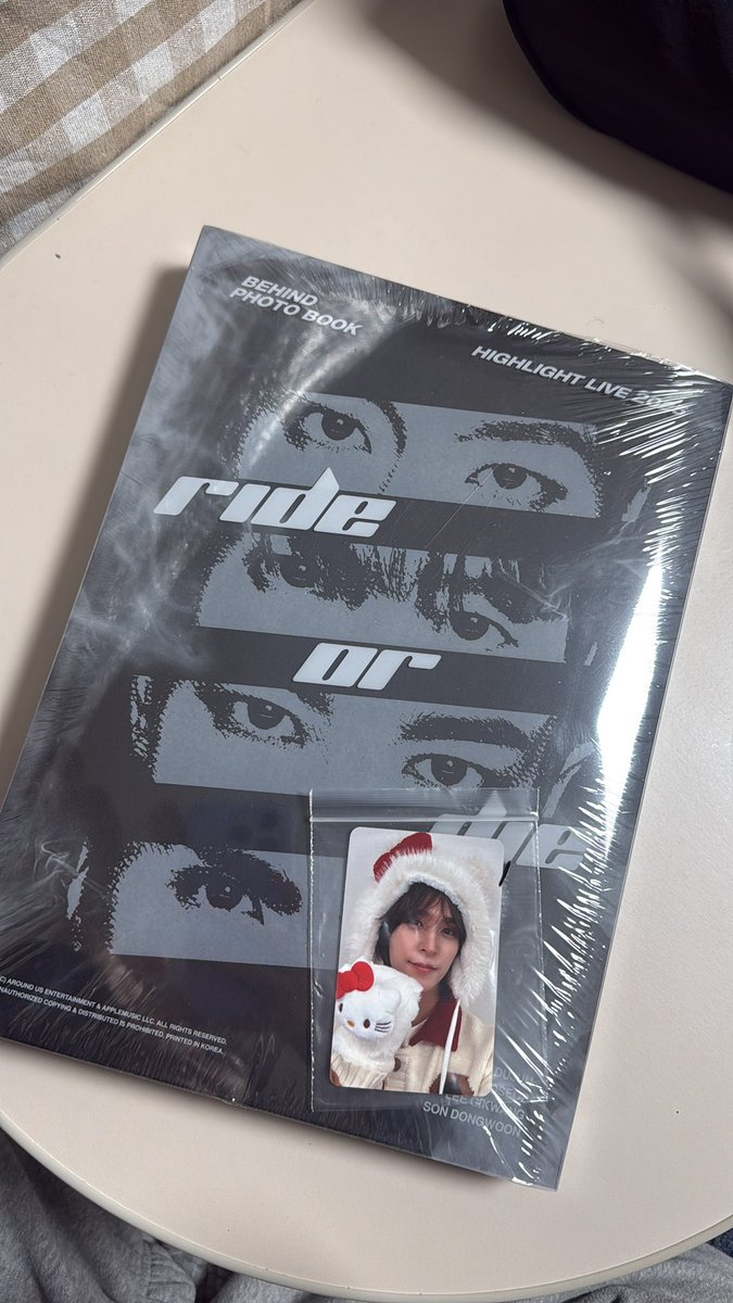 dldbrod98's tweet photo. (HIGHLIGHT) - LIVE 2025 [RIDE OR DIE] BEHIND PHOTO BOOK
판매합니다 
미공포 (동운)
원가36000원 =>20000원

DM주세요!

#하이라이트 https://t.co/KpFzifUbmV