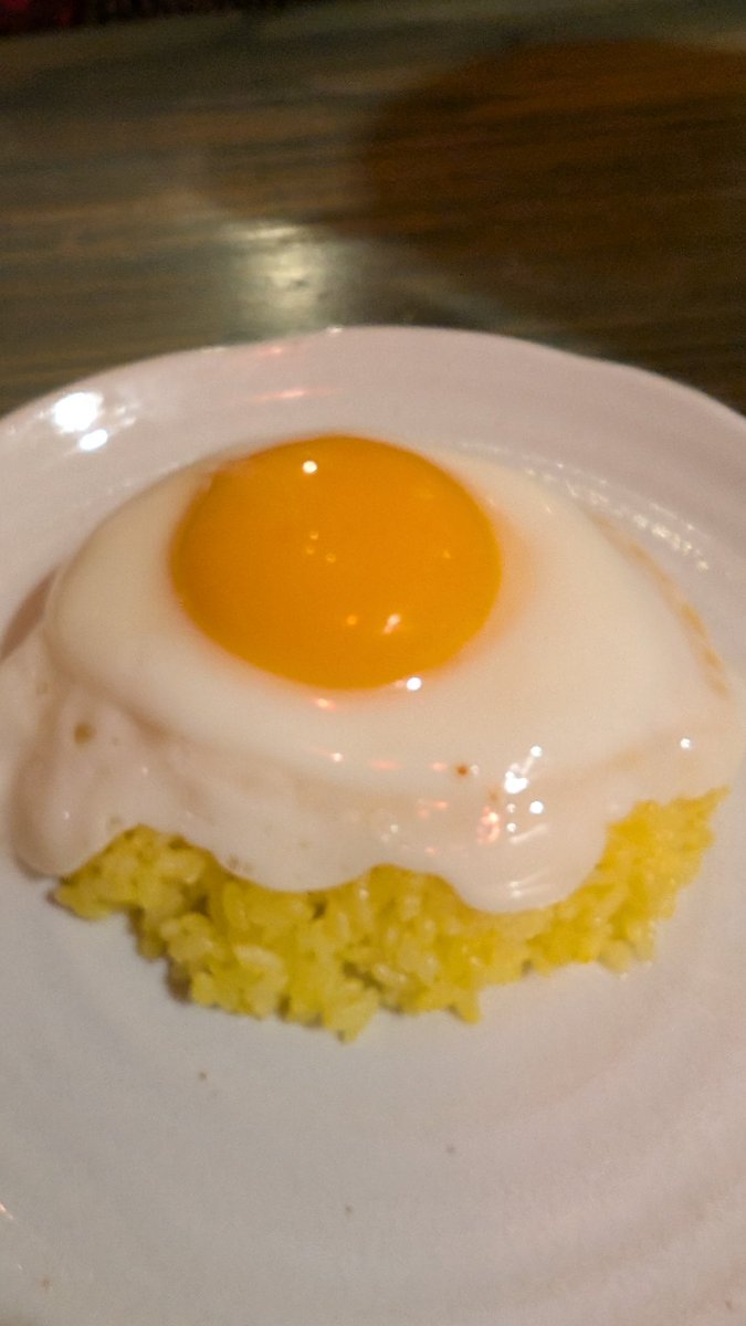 スープカレー屋さんの気まぐれ担担麺もめっちゃ美味い街、札幌。