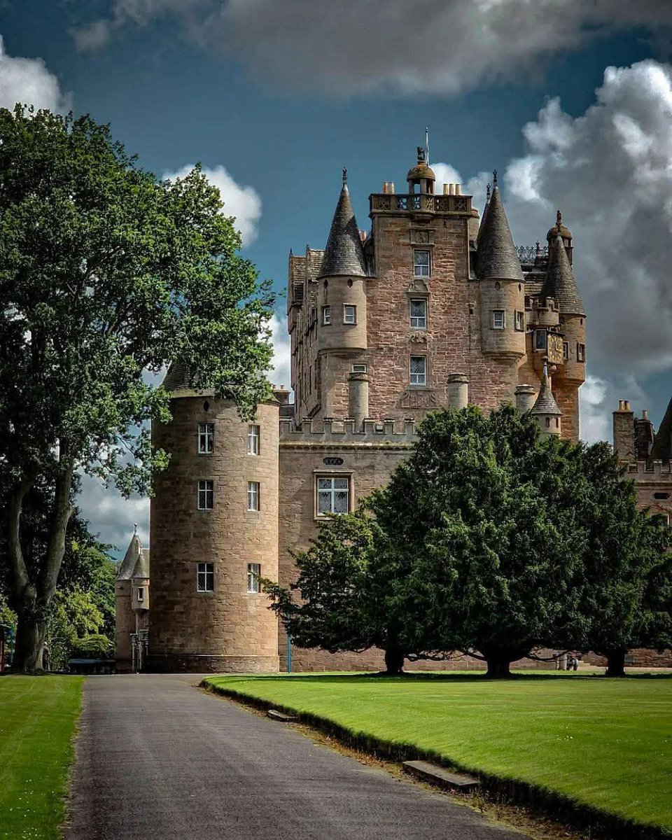 Glamis Castle, Scotland 🏴󠁧󠁢󠁳󠁣󠁴󠁿