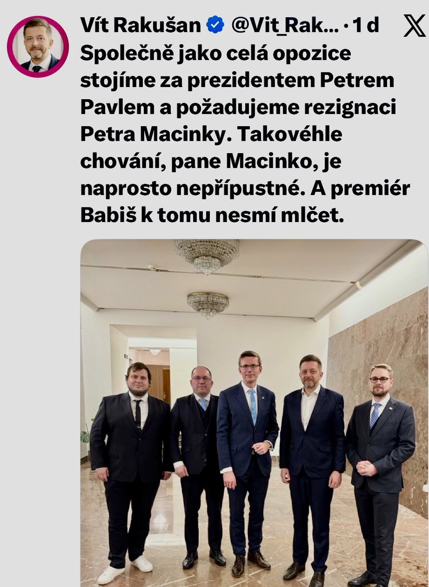 MarekStonis's tweet photo. Málokdy tak vřele souhlasím s opozicí, jako teď s její výzvou k rezignaci @petr_macinka. Premiér by jej měl okamžitě odvolat z postu ministra životního prostředí a prezident bezodkladně na uvolněný post jmenovat navrženého nominanta Filipa Turka.
Kabinet bude kompletní, dalších sms Kolářovi, následné hysterie @prezidentpavel a permanentního postávání opozice netřeba.