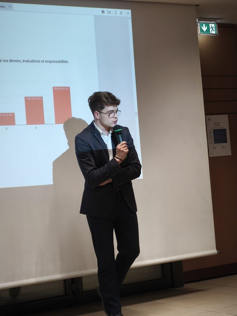 Antond_025's tweet photo. 📍 Inter-CAVL à Lyon

Durant ces trois jours, nous avons eu l’opportunité de présenter nos propositions pour un système alternatif au rythme classique 8h-18h. 🕒

Un grand merci à l’ensemble des personnels pour l’organisation de ces échanges passionnants ! https://t.co/Lvba5anq26