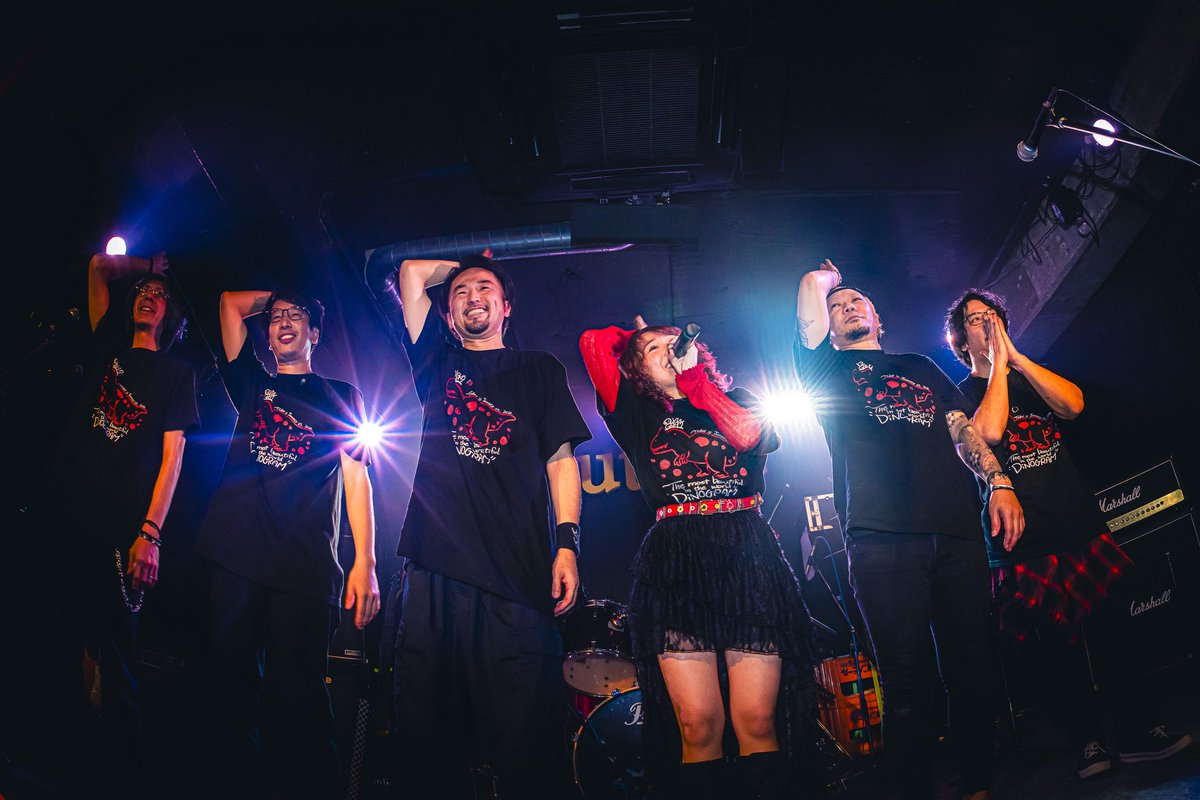 Rikanan_world's tweet photo. DiNOGRAM ONE-MAN LiVE T-SHiRT
オンラインでも販売!!!🦖
https://t.co/U6ZiUIpX9l
こちらから購入できます!!
現地来れなかった方も遠方の方も!
どこでもお届けします✈️
⚠️数量限定の為在庫限り!
早い者勝ちでございます🏅
ALTにこだわり書いてます!読んで🫶🏻
#DiNOGRAM #BiSH #Okinawa https://t.co/fQu8ZSXOKA