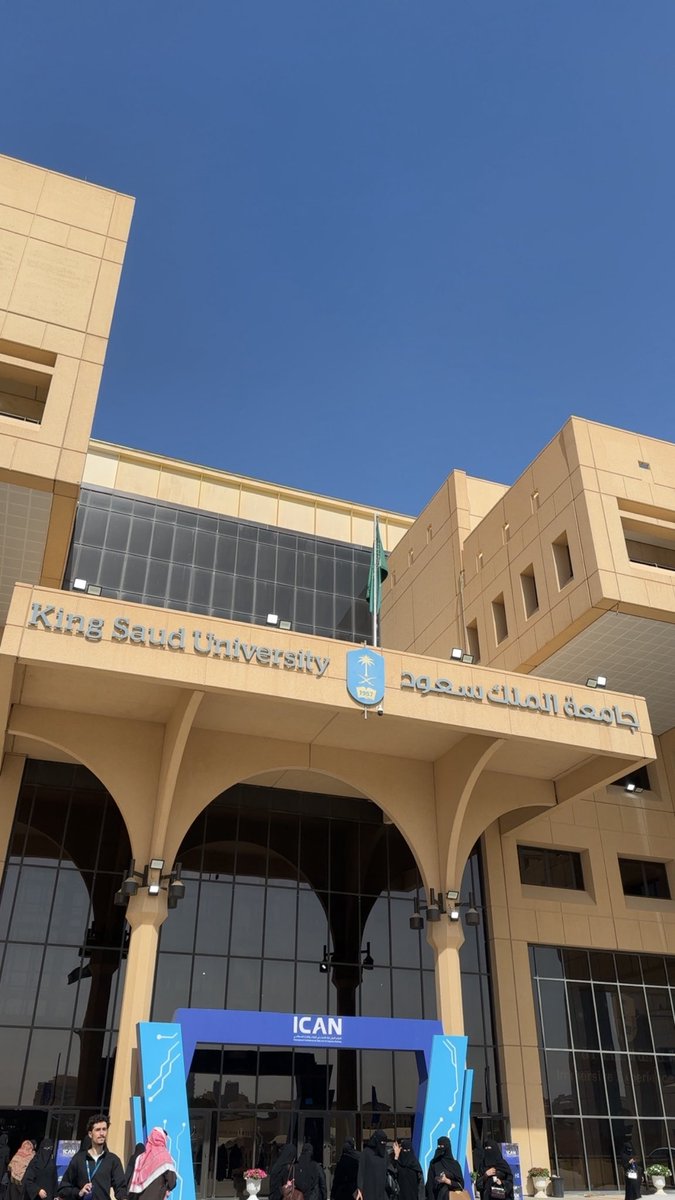 shhdbme's tweet photo. يوم اكثر من خيالي 🤍 https://t.co/rkaaAzMDkE