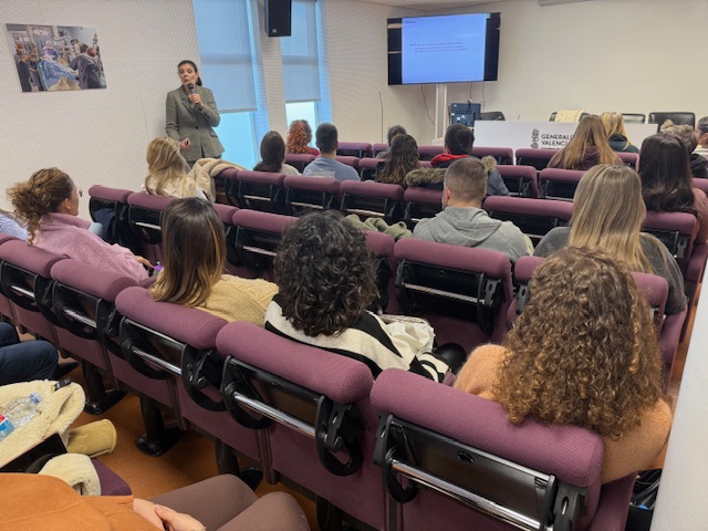 GVAlaRibera's tweet image. 🤰Xarrades informatives sobre part i analgèsia epidural a l'Hospital de La Ribera.
Per a resoldre dubtes i preparar-se amb tranquil·litat.

📅11/02 • 11/03 • 22/04 • 20/05
11.00h Sala d'actes,Hospital de La Ribera
Inscripció: n9.cl/d3vu5

#HospitalLaRibera  #Part