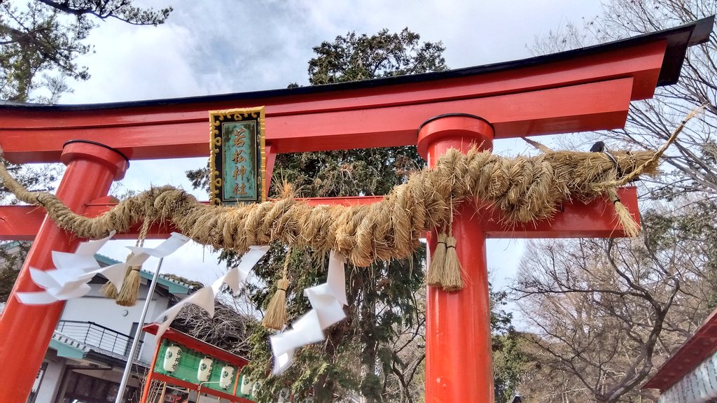 大津市大江　
若松神社の勧請縄