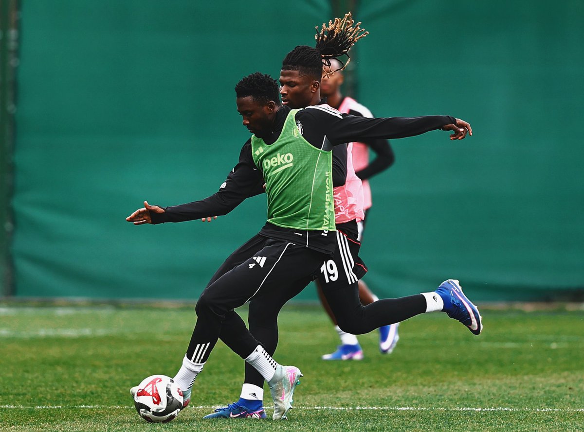 90PlusGoal's tweet image. 📍Konyaspor hazırlıkları devam ediyor. ⚫️⚪️🦅#BurasıBeşiktaş