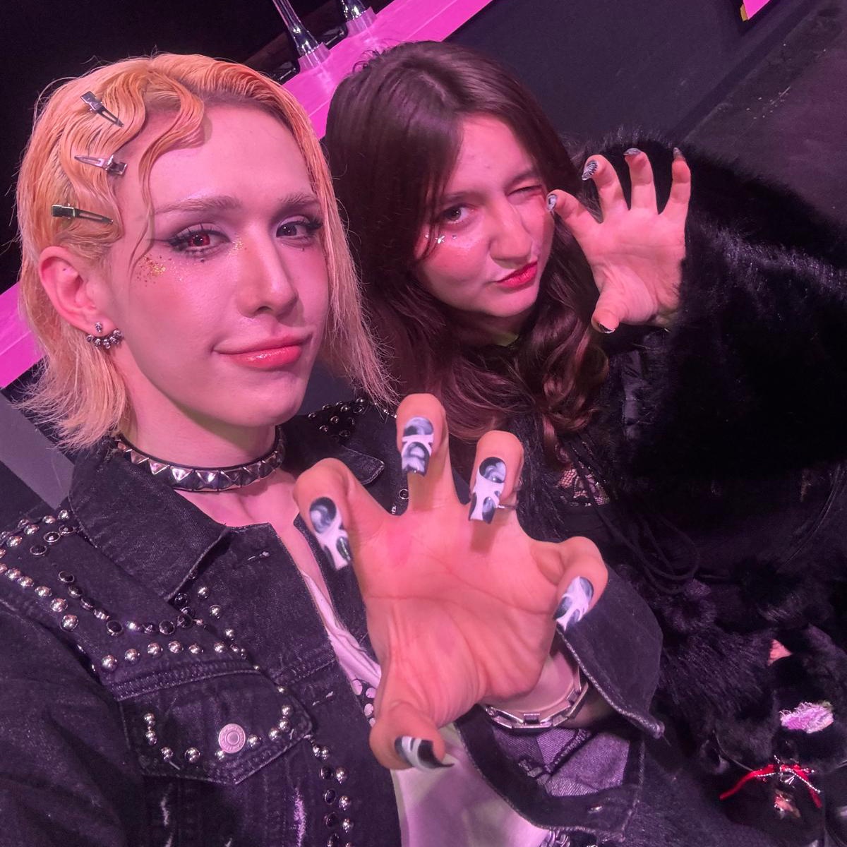 cris_୧｡˚ ⋆ tweet media