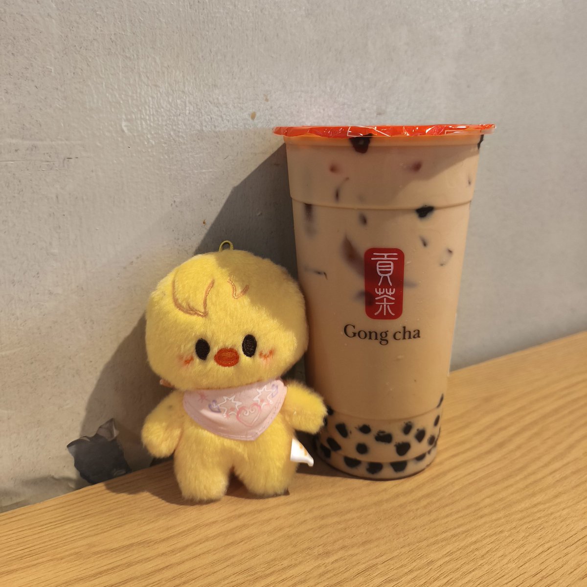belovedbbokie's tweet photo. pighati day 💔🥲

sm tix: wala pa raw advise regarding sa postcard kaya wala pang stock
gong cha: wala pa raw advise at ipapa raffle raw si felix https://t.co/loXb055RQ1