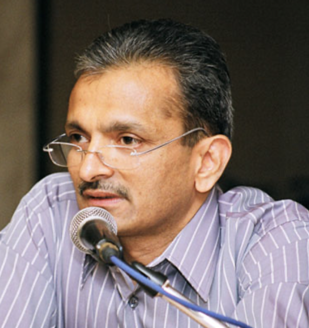 LnprCapital's tweet photo. Nemish S Shah Sir publicly tracked portfolio net worth declined by -4.1% to โน3,101.09 crore.
Key stocks in the portfolio:
โข Bannari Amman Sugars
โข Elgi Equipments
โข Lakshmi Machine Works
โข Zodiac Clothing
โข EID Parry
โข Popular Foundations
#PortfolioWatch #AceInvestor #IndianStocks