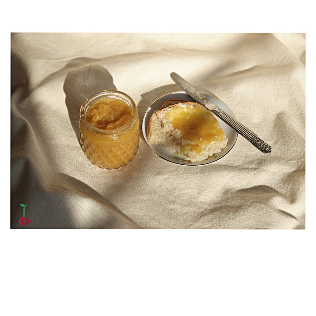 رشتو

۱/ سلام دوستان
با قلب داغدار و تن ویران این توئیت رو می‌نویسم.
من و دوستان دانشجوی دیگری که مدت‌ها در جاهای مختلف دستیار شف بودیم، آذرماه ۱۴۰۴ تصمیم گرفتیم آشپزخونه‌ی کوچک بالیک رو در تهران افتتاح کنیم و خیلی زود مجبور شدیم بالیک رو تعطیل کنیم.