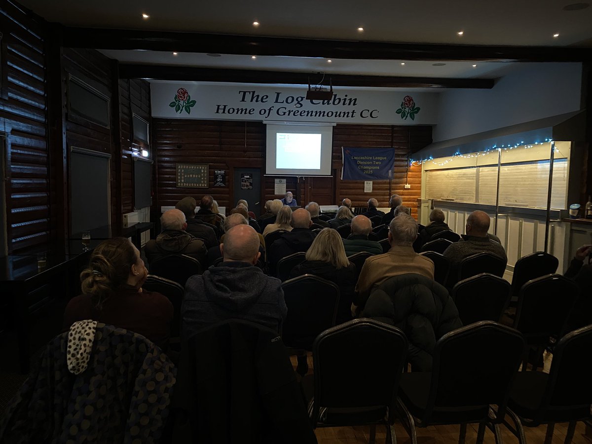 HolcombeMoor's tweet photo. We very much enjoyed our talk by Ray Whittaker about the construction of the M62 last night. Ray told us lots of interesting facts about the M62 (for example it is both the highest and lowest motorway in England! ). https://t.co/Lr8d7TA5lO