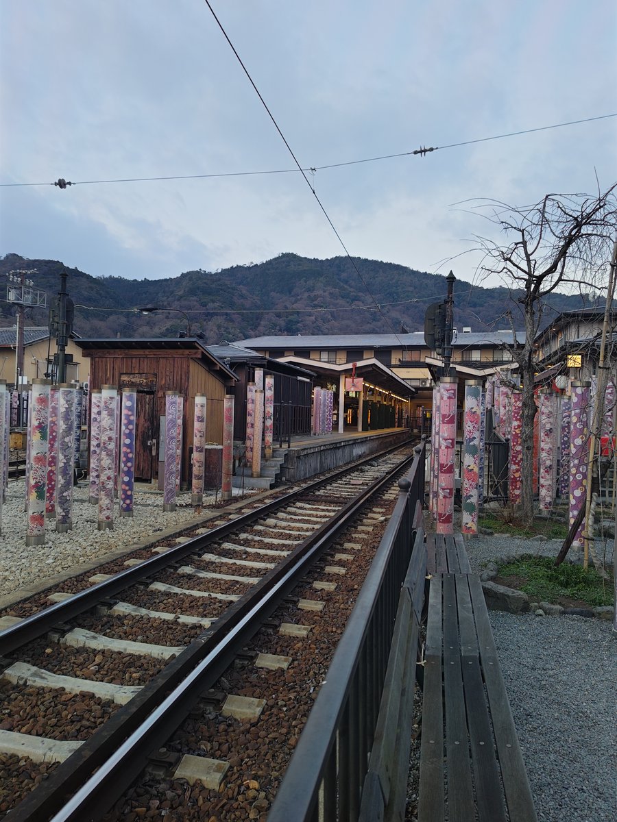 hitomihcx's tweet photo. Randen Arashiyama Station/嵐電嵐山駅/2026.01.24
#Kyoto #京都 #arashiyama #嵐山
#Randen #嵐電 #京福電気鉄道
#ArashiyamaStation #嵐電嵐山駅
#NearbyStation #近所の駅
#KimonoForest #キモノフォレスト https://t.co/rhkrQtlWHd