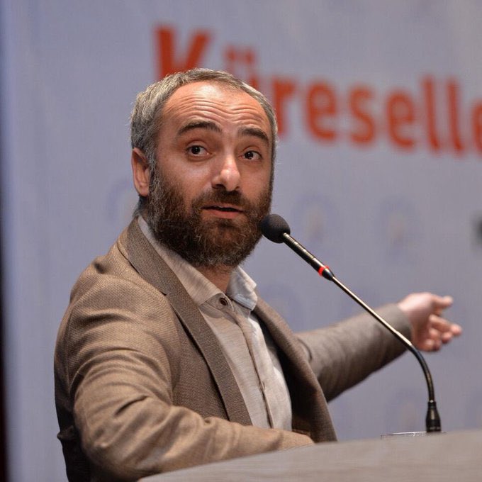 İsmail Saymaz: 

“Mestan Özcan, Meclis’te 150 TL’ye köfte yiyorsun, kendi dükkanında 500 TL’ye köfte satıyorsun.”