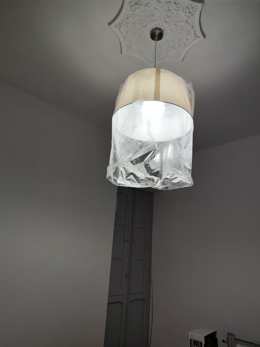 imation4430's tweet image. Buenos días #PiñaDigital. Entramos en Fase final de semana y de Casa 😁. Lamparas puestas. Hoy me montan el Aire. La semana que viene llamo para que empiecen a traer los muebles.