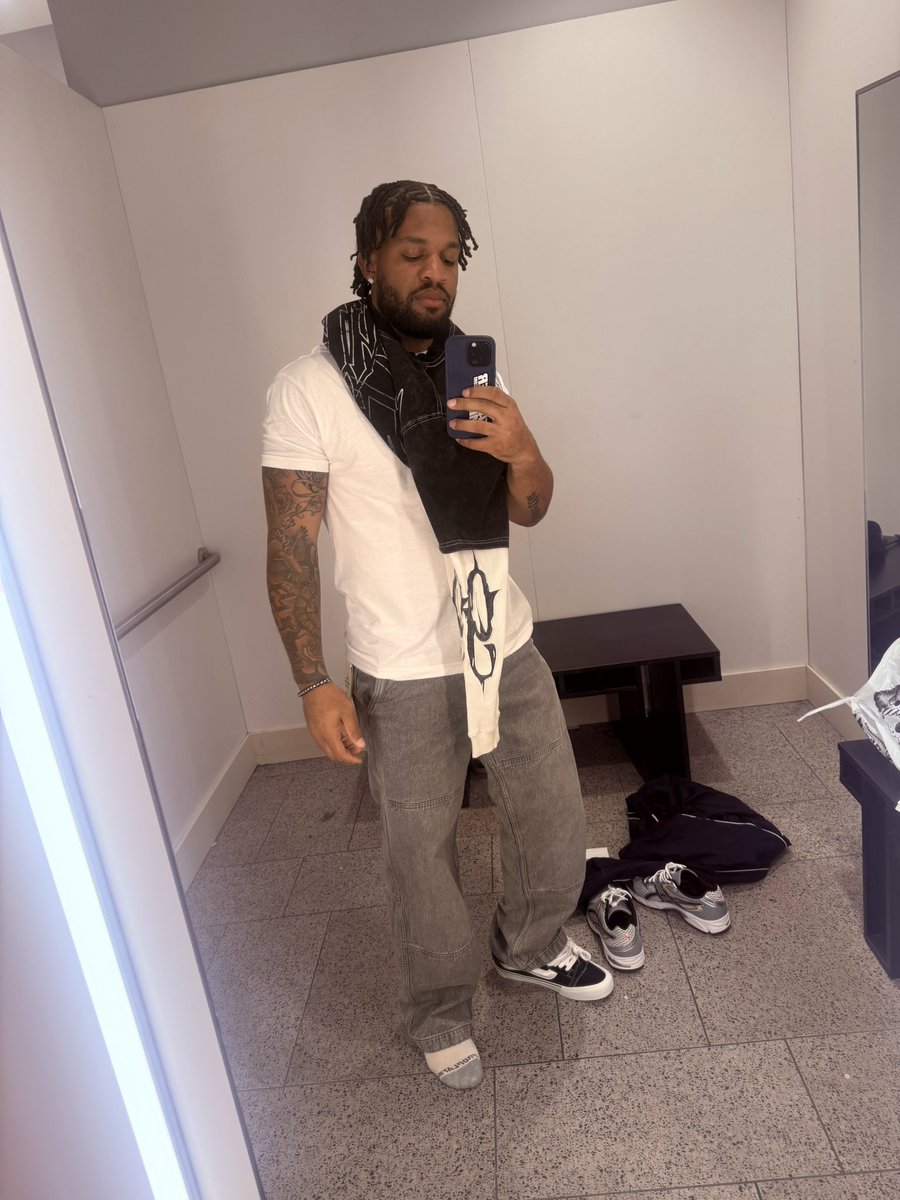 1cc_papi's tweet photo. Certain Situations Have To Happen So That True Intentions Can Be Shown… 💯🫵🏼 https://t.co/B8YuFvRGEr