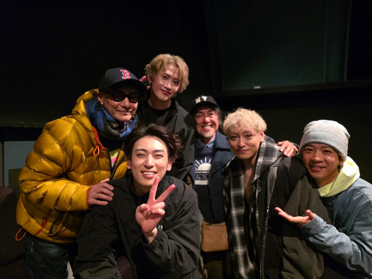 大したものだ！やりきった感がブリブリ出てる舞台ですぞ！トヨタカローラの話だと思ったらクラウンでした！一馬、康平、駿一、最後までやりきれ！アッヒョ〜！(⁠≧⁠▽⁠≦⁠)