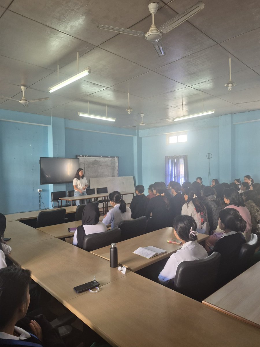 students4seva's tweet image. Voices, Values, and Seva in conversation! 

Seva Samvad at State Nursing Institute, Manipur led by National Convener Shilpa Kumari!

#SevaWithPurpose #CampusDialogue 
#StudentsForSeva