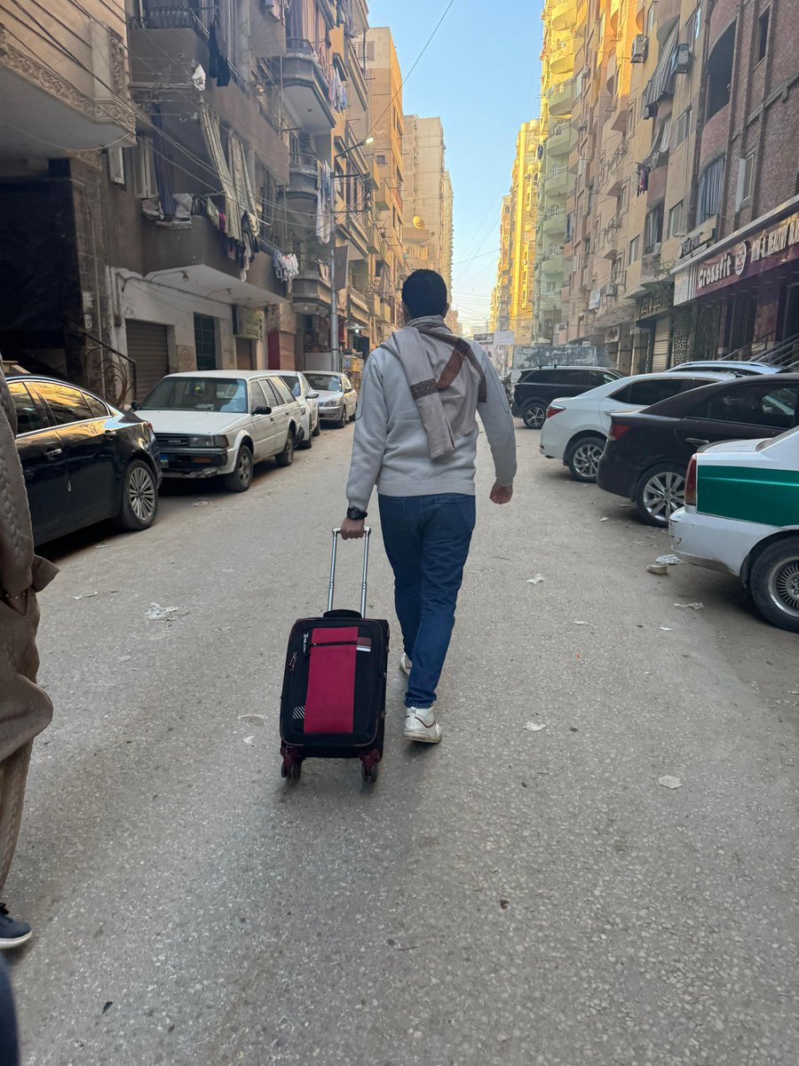 قادمٌ أيّها المعرض.