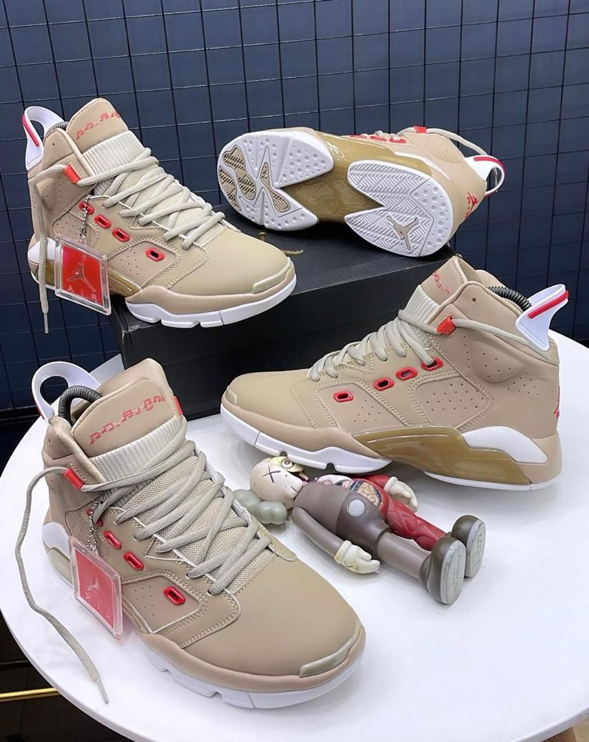 Good morning everyone 😍
Today is a good day to support my business 🙏🏾 
Size 40 -46
75k